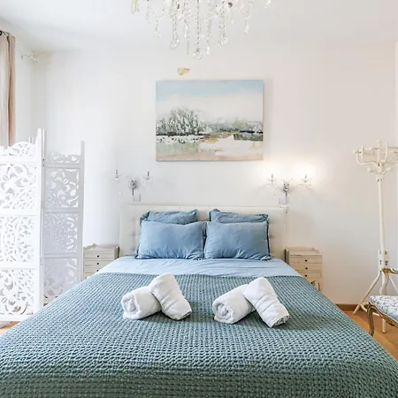 Sicardi - Elegant In Old Town Daire *