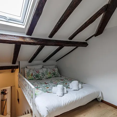 Sicardi - Elegant In Old Town Appartement *