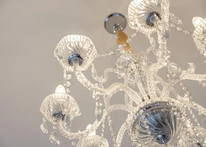 Sicardi - Elegant In Old Town Apartment